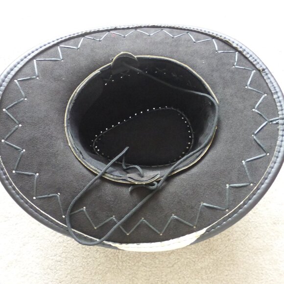 SPIRIT HALLOWEEN Men's "Gun Fighter" Western Sheriff Halloween costume - Picture 4 of 16